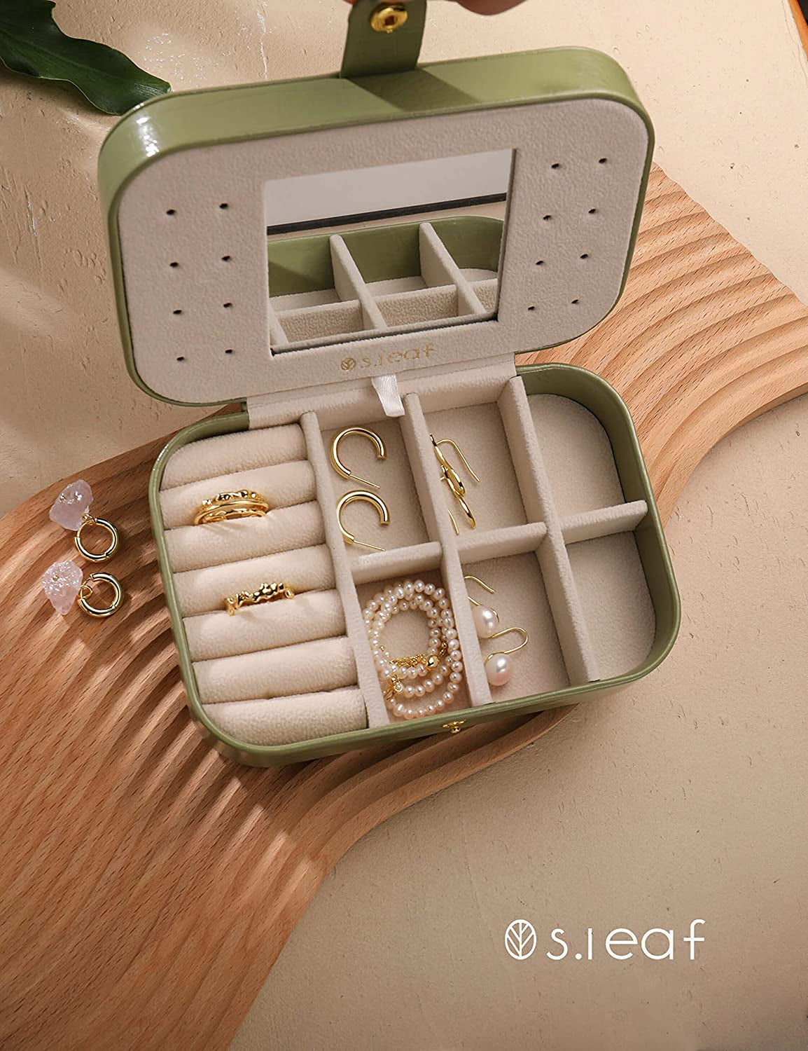 Travel Jewelry Organizer Travel Jewelry Boxes for Women Earring Organizer Small Jewelry Travel Case Box Portable Travel Jewelry Case Jewelry Organizer Travel Case